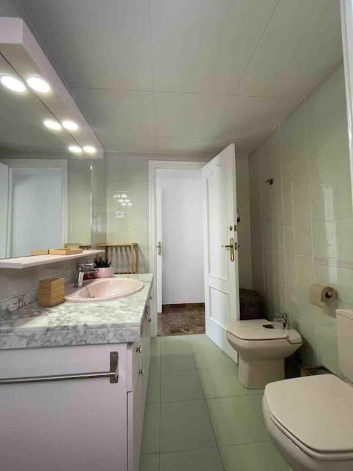Cal Salmare Seafront Apartment With Rooftop Terrace And Pool กาลาเฟลล์ ภายนอก รูปภาพ